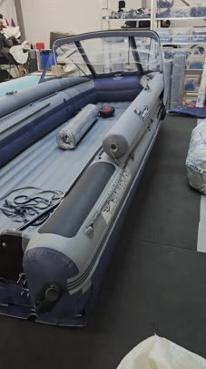 Флагман DK 450 JET ULTRA - огромная нднд лодка под водомет